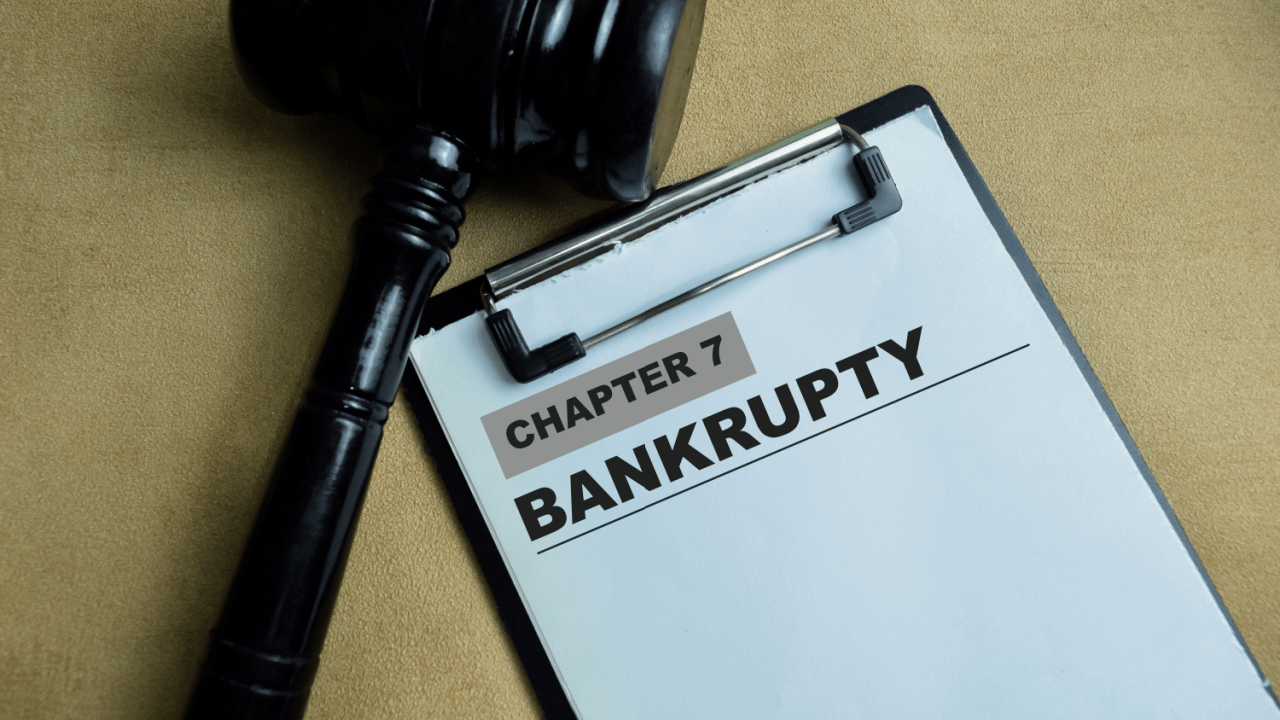 Chapter 7 bankruptcy document on clipboard with judge gavel showing how to file bankruptcy chapter 7 legally